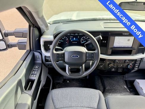 New 2025 Ford F550 4x4 Crew Cab Super Duty w/ XL Chrome Package image 13