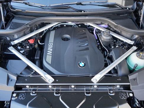New 2026 BMW X5 sDrive40i w/ M Sport Package image 21