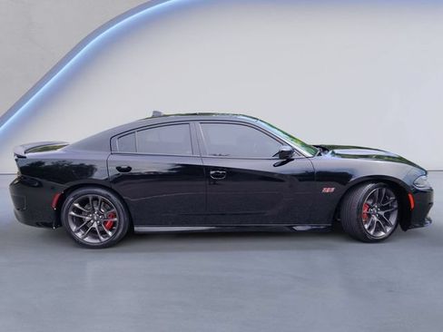 Used 2020 Dodge Charger Scat Pack RWD image 3