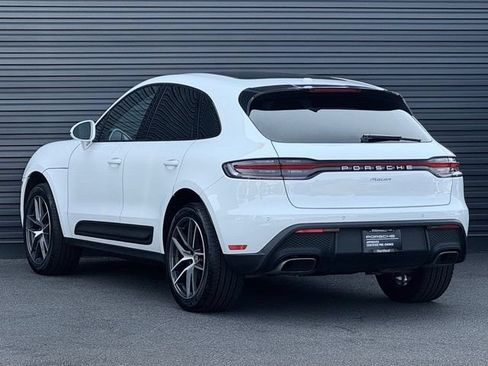 Certified 2026 Porsche Macan AWD/4WD image 3