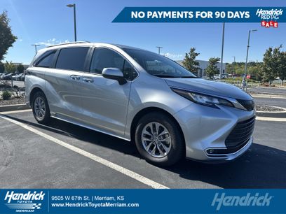 Certified 2023 Toyota Sienna XLE