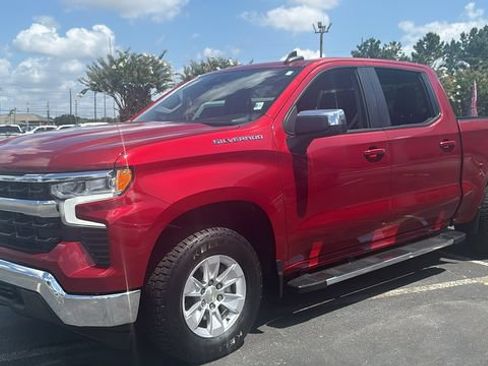 Used 2023 Chevrolet Silverado 1500 LT RWD image 3