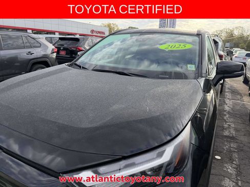 Certified 2025 Toyota RAV4 XLE AWD/4WD image 30