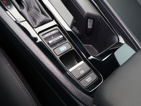 Used 2025 Honda Accord Sport image 26