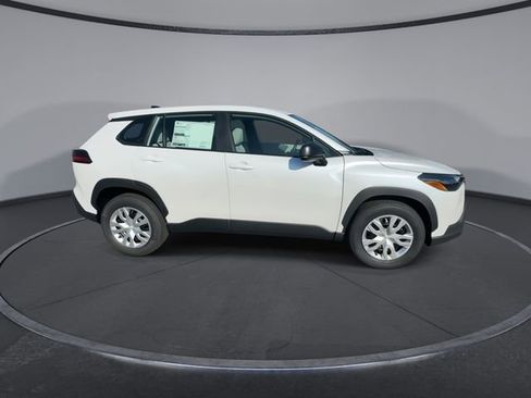 New 2026 Toyota Corolla Cross L image 18