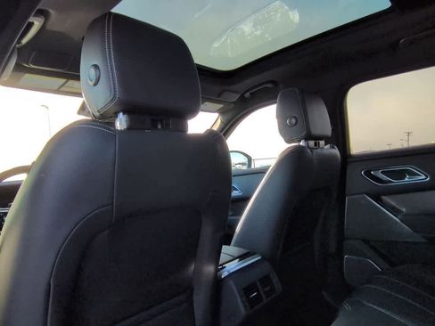 Used 2023 Land Rover Range Rover Velar S image 17