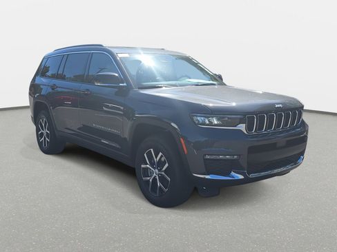 New 2025 Jeep Grand Cherokee L Limited image 3