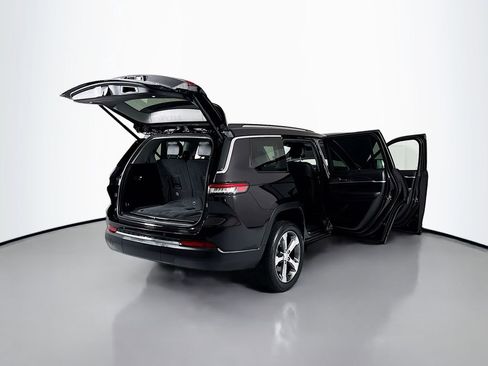Used 2023 Jeep Grand Cherokee L Limited AWD/4WD image 22