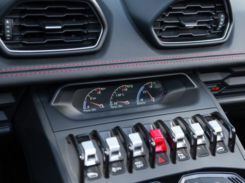 Used 2017 Lamborghini Huracan LP 610-4 image 56