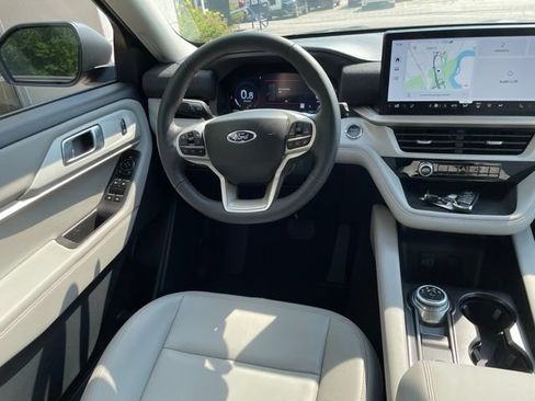 New 2026 Ford Explorer Active w/ Active Comfort Package AWD/4WD image 11