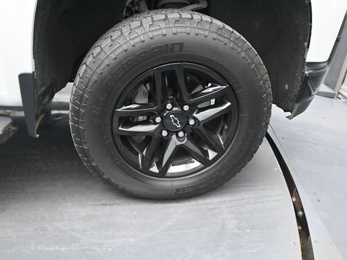 Used 2022 Chevrolet Silverado 1500 Custom Trail Boss w/ Safety Confidence Package image 10