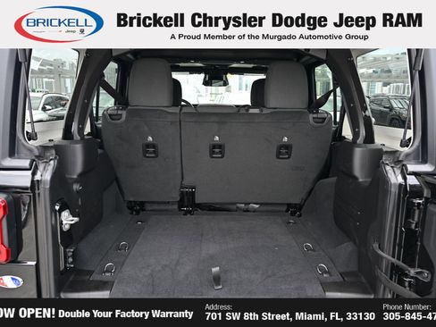 Used 2026 Jeep Wrangler Unlimited Rubicon AWD/4WD image 14