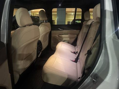 Used 2025 Jeep Grand Cherokee Limited w/ Trailer Tow Package image 8