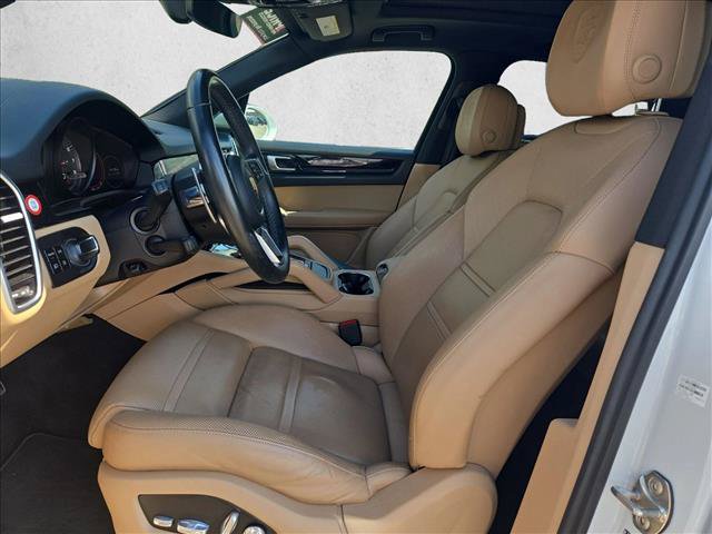 Used 2019 Porsche Cayenne S AWD/4WD image 15
