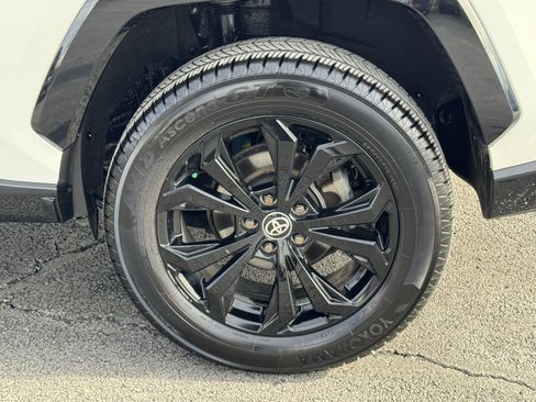 Used 2022 Toyota RAV4 XSE image 41