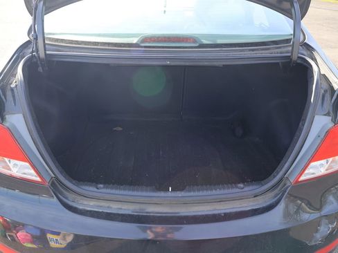 Used 2017 Hyundai Accent SE image 5