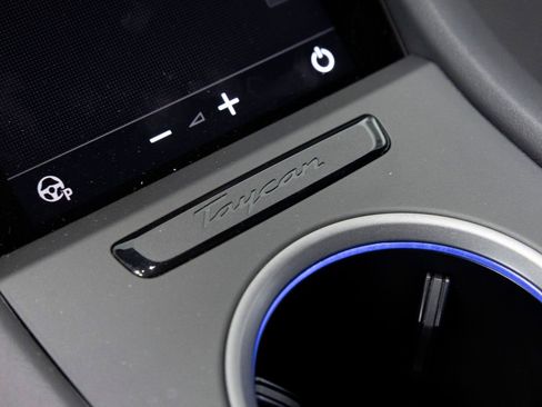 New 2025 Porsche Taycan 4S image 19