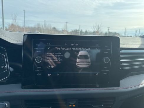 Used 2025 Volkswagen Jetta GLI Autobahn image 22