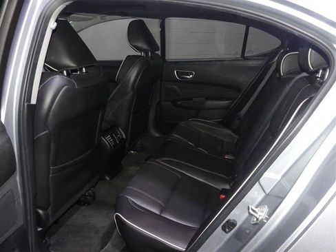 Used 2018 Acura TLX V6 w/ Technology Package FWD image 24