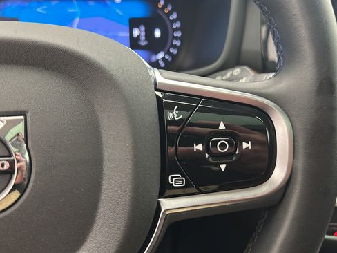Used 2025 Volvo V60 B5 Cross Country Plus AWD/4WD image 20