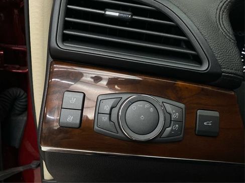 Used 2015 Lincoln MKX AWD w/ Equipment Group 102A image 24