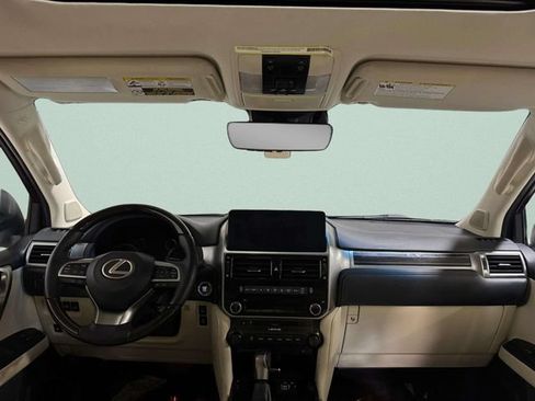 Certified 2023 Lexus GX 460 Premium w/ Premium Package AWD/4WD image 10
