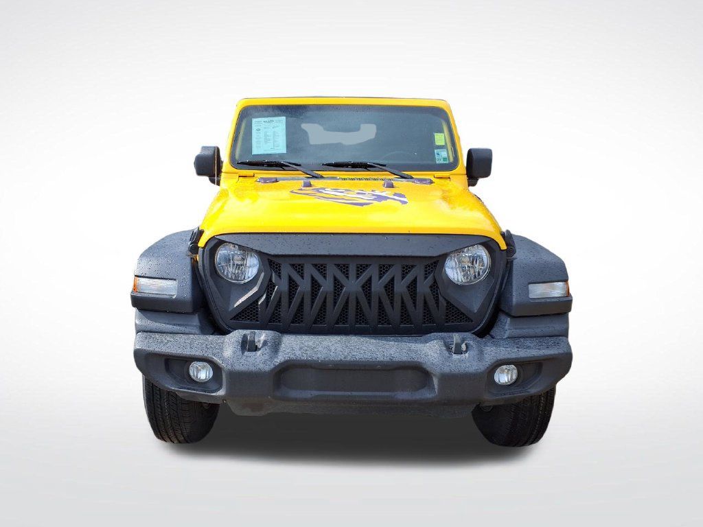 Used 2021 Jeep Wrangler Sport AWD/4WD image 2