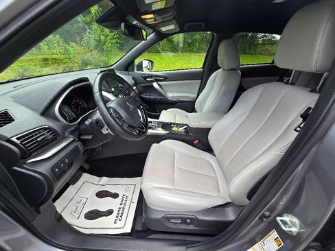 Used 2024 Mitsubishi Eclipse Cross SEL AWD/4WD image 13