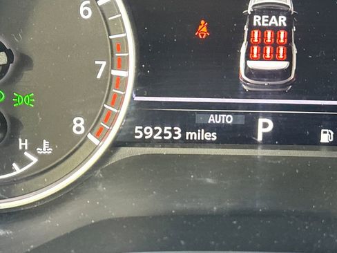 Used 2024 Nissan Pathfinder SV image 21