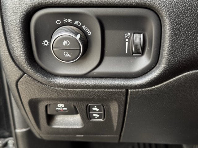 Used 2022 RAM 1500 Lone Star AWD/4WD image 22