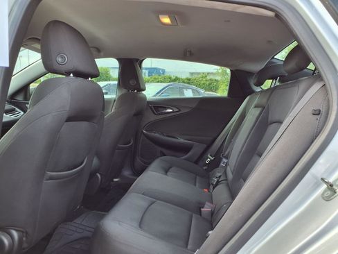 Used 2018 Chevrolet Malibu LS FWD image 26