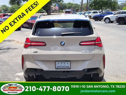 Used 2025 BMW X3 xDrive30i w/ M Sport Package AWD/4WD image 4