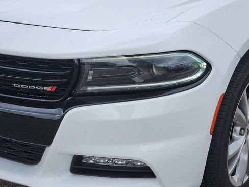 Used 2022 Dodge Charger SXT w/ Cold Weather Package AWD/4WD image 4