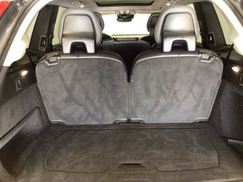 Used 2016 Volvo XC90 T8 Momentum w/ Vision Package AWD/4WD image 18