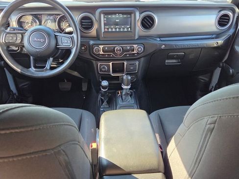 Used 2023 Jeep Wrangler Sport image 8