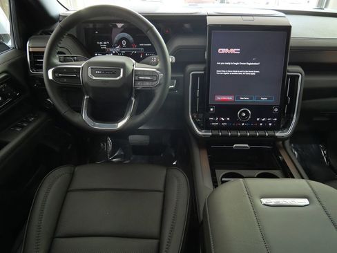 New 2026 GMC Yukon XL Denali w/ Sun & Power Step Package AWD/4WD image 20