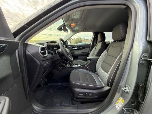 New 2026 Chevrolet TrailBlazer LT w/ Convenience Package image 2