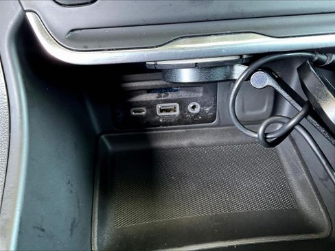 Used 2020 GMC Terrain SLT w/ Preferred Package FWD image 15