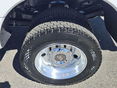 Used 2025 Ford F450 King Ranch w/ Chrome Package image 13