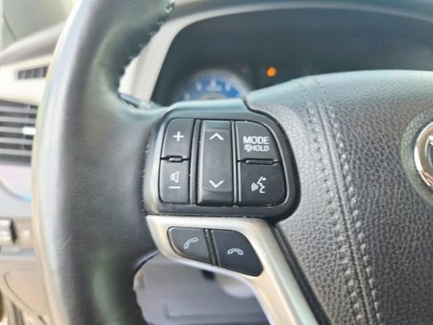 Used 2019 Toyota Sienna Limited Premium AWD/4WD image 24