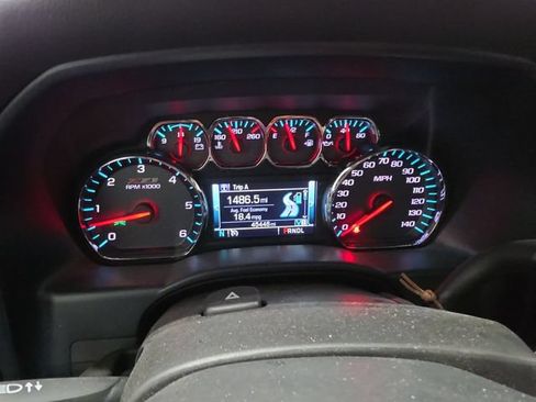 Used 2018 Chevrolet Silverado 1500 LT w/ All Star Edition AWD/4WD image 7