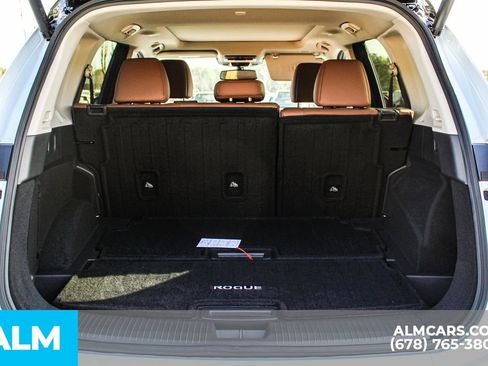 Used 2025 Nissan Rogue Platinum w/ Platinum Premium Package image 22