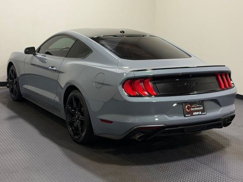 Used 2019 Ford Mustang Coupe w/ Black Accent Package RWD image 7