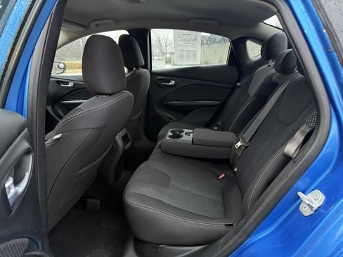 Used 2016 Dodge Dart SXT image 10