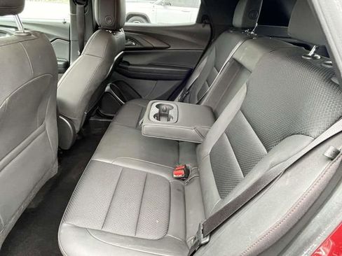Used 2022 Chevrolet TrailBlazer RS FWD image 12