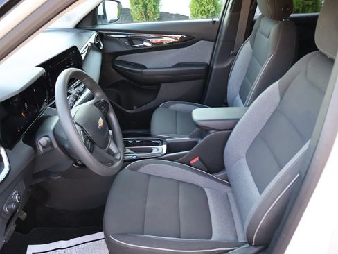 Certified 2025 Chevrolet TrailBlazer LT FWD image 20