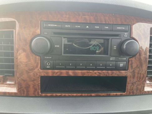 Used 2006 Dodge Ram 1500 Truck SLT image 22