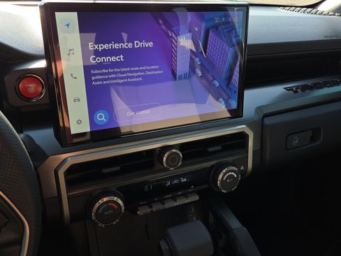 Certified 2026 Toyota Tacoma TRD Off-Road image 14