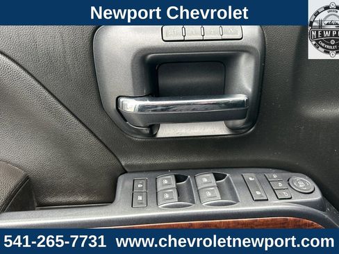 Used 2018 GMC Sierra 1500 SLT w/ SLT Premium Package image 12