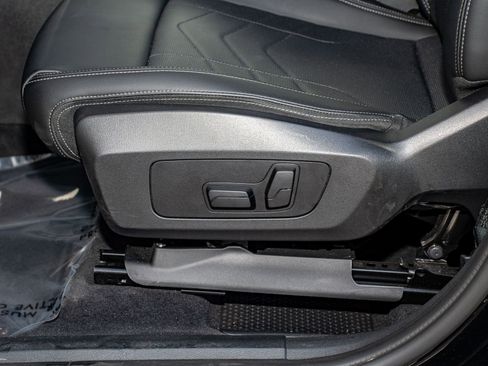 Used 2025 BMW X1 xDrive28i image 29